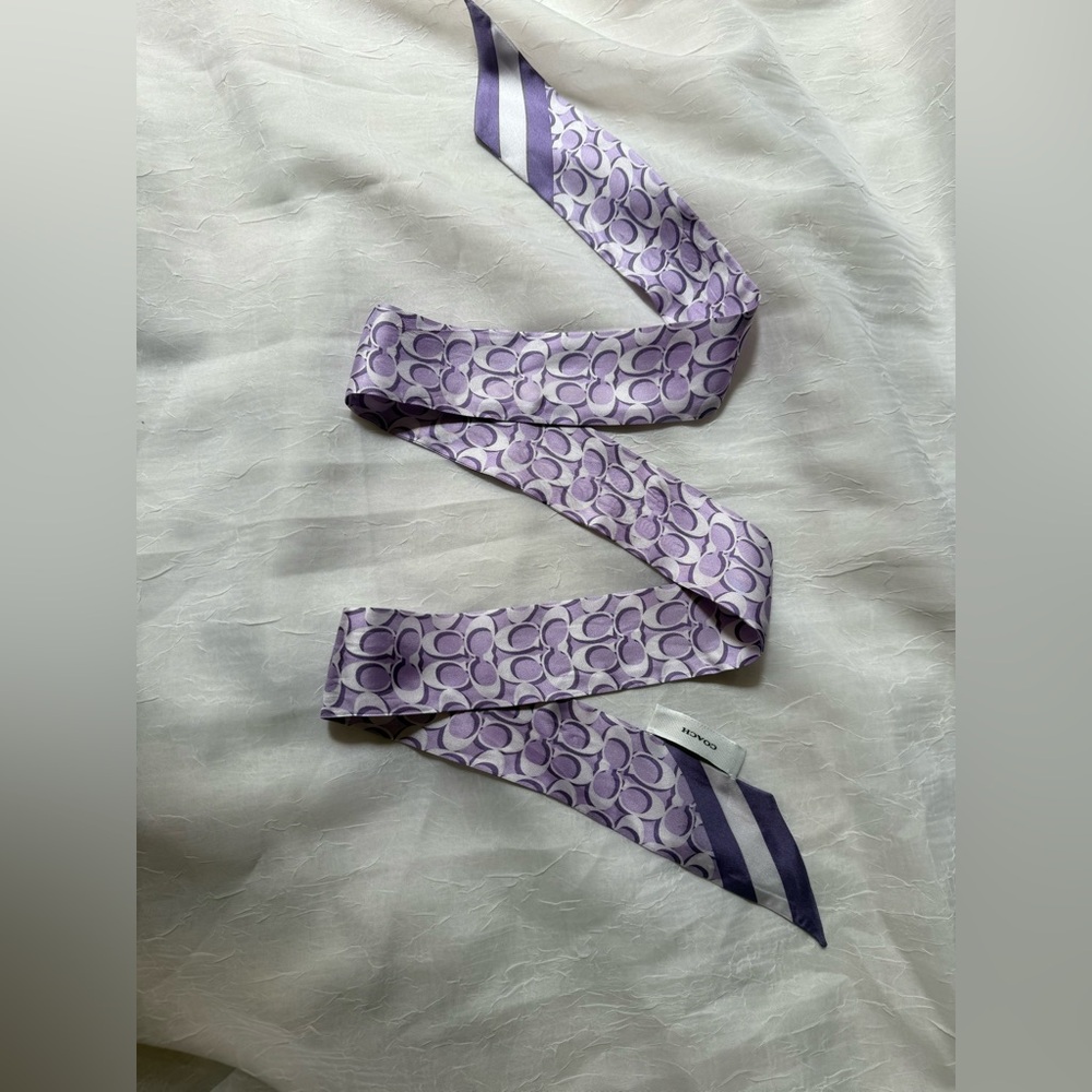 COACH C8363 Signature Logo Print Silk Skinny Scarf Iris Purple - Picture 2 of 4